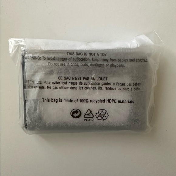 Victoria’s Secret Foldable Keychain Wallet - Picture 7 of 7